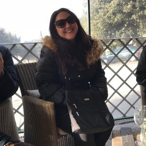 Meet your Posher, Justine